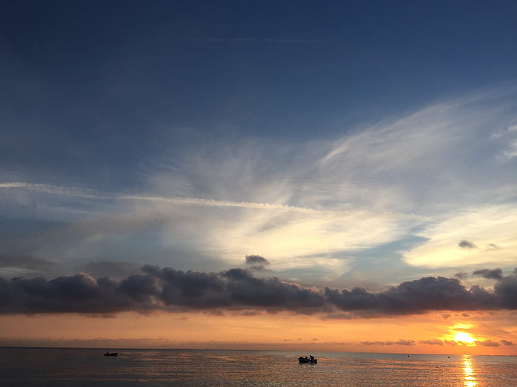 Playa, barcos, nubes, nublado, amanecer, al atardecer, Horizon