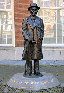 Statuia, Louis couperus, Haga, Olanda, sculptura, omul in haina