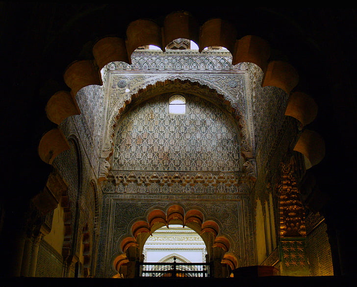 lobulated arches, arches, muslim art, cordoba, andalusia, spain, mosque