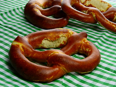 pretzel, baked goods, baked, pretzels, tradition, specialty, delicious