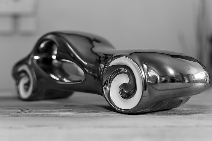 statuette de voiture, noir et blanc, brillant, Streamline, réflexion, voiture, en aluminium