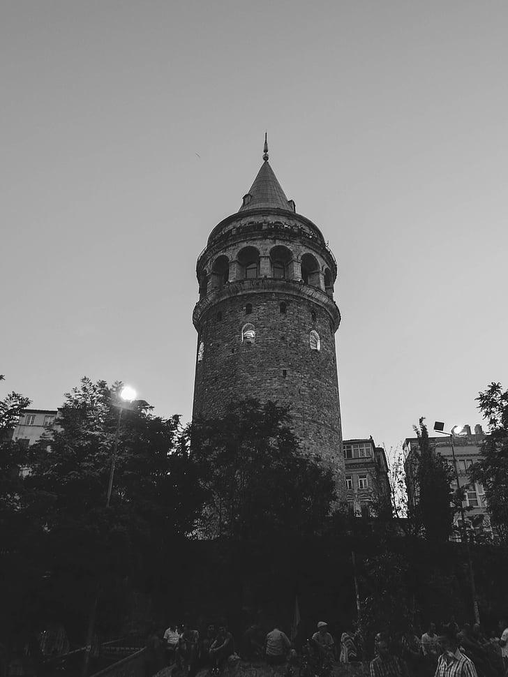 Galata tower, Istanbul, Turkki, arkkitehtuuri, ihmiset, musta ja valkoinen