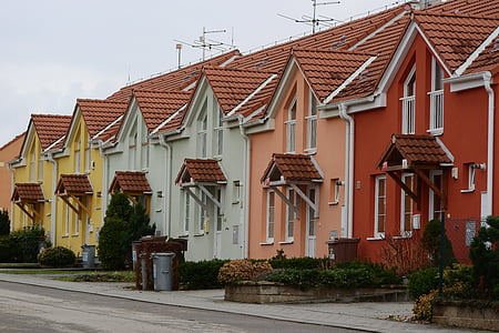 jalan cottages, villadom, rumah keluarga, jalan dengan rumah keluarga, warna-warna pastel, rumah, eksterior bangunan