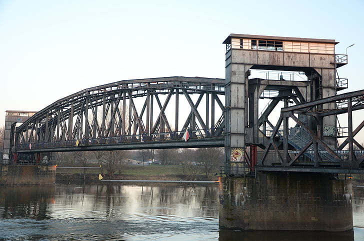 hubbrücke, Magdeburg, ponte ferroviária, Elbe, Monumento, faixa, single-track