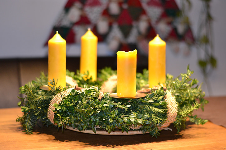 advent wreath, christmas, deco, beeswax candles, green, branches, candles