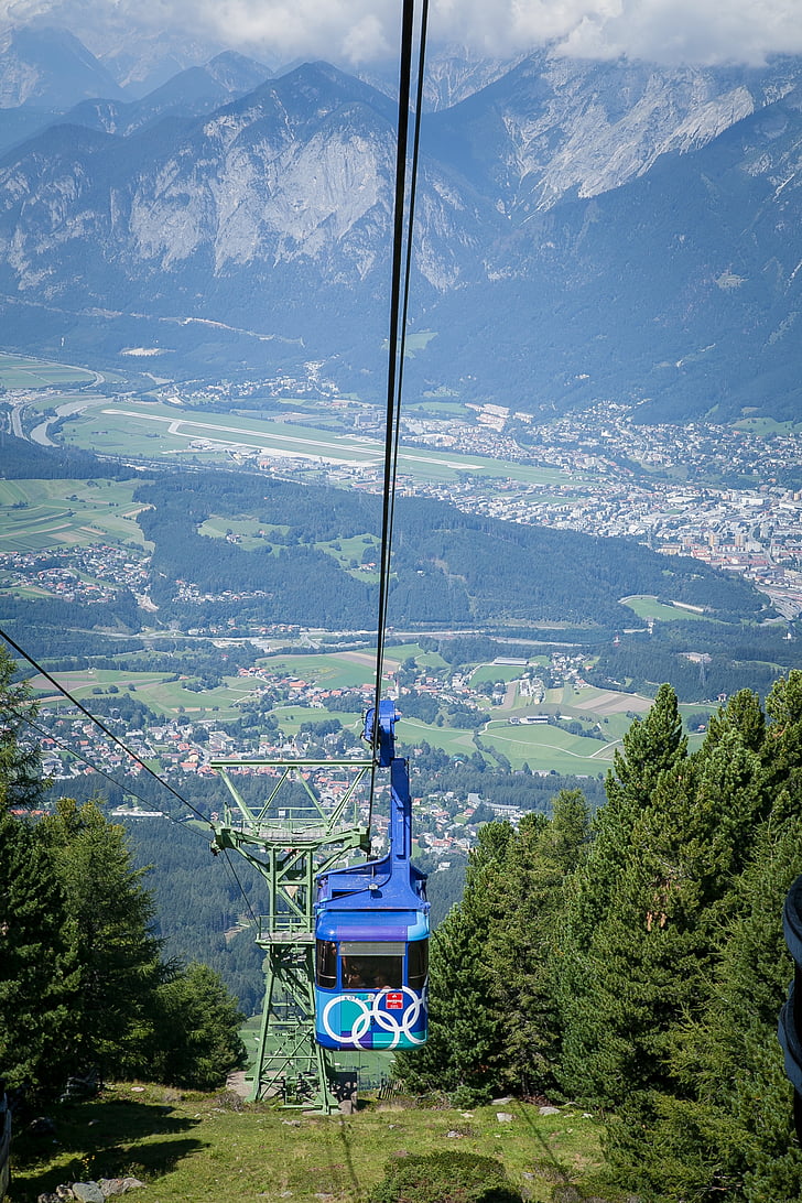 Patscherkofelbahn, Innsbruck, Tirol, Ausztria, állam fővárosa, Olympia, hegyek
