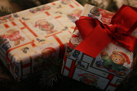 poklon, napravio, Božić, Ukrasni papir, medo, petlja, paket