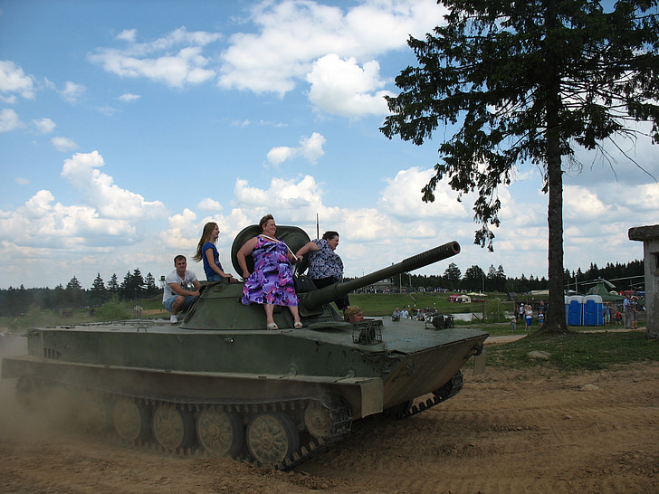 tank, skiing, victory day