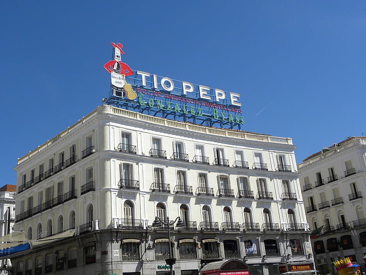 Madrid, Puerta del sol, Zentrum von Madrid, Tio pepe, emblematico