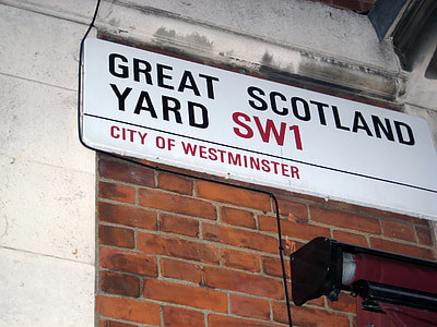 Bra scotland yard, vägskylt, London