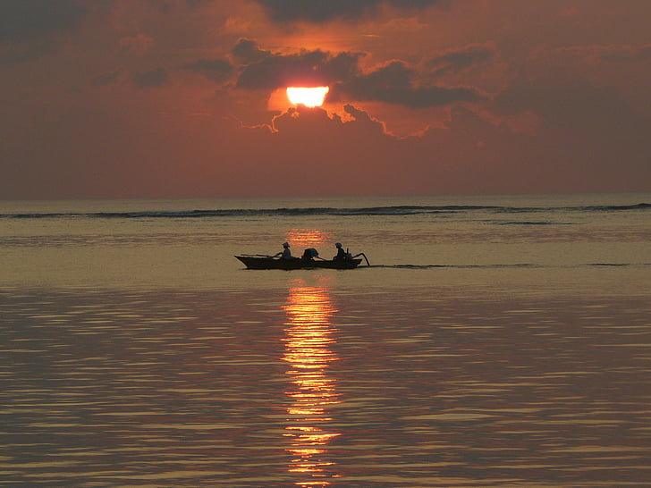 solnedgång, båt, havet, skymning