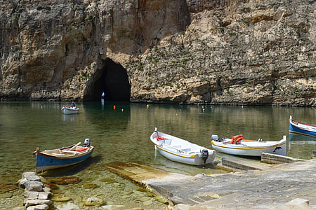 Πλωτά καταλύματα, στη θάλασσα, λιμάνι, Μάλτα, το καλοκαίρι, προβλήτα, Σπηλιά
