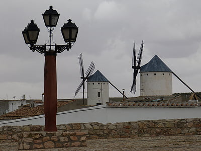 Mill, tuuleveski, tuulikud, Mill museum, taevas, latern, lamp
