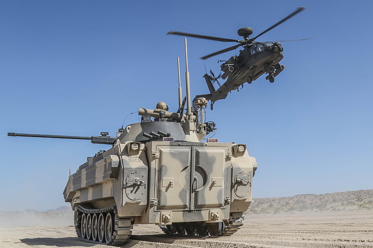 złowrogie piechoty zmotoryzowanej, AH - 64d, Apache, ćwiczenia