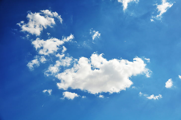 skaidrs zilas debesis, White cloud, saules, Ķīna, yunnan province