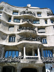 Barcelona, Antoni gaudí, Španija, zanimivi kraji, stavbe, arhitektura, zgrajene zgradbe