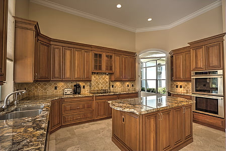 keuken van de chef-koks, luxe huis, granieten aanrechtbladen, Parkland, Florida, interieur, binnenlandse keuken
