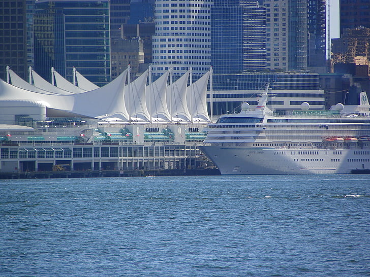 Vancouver, vízparton, belváros, tengerjáró hajó