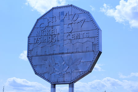 Nickle, Sudbury, Ontario, Kanada, veľké, mince, Ťažba