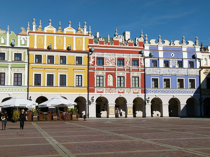 zamość, the market, townhouses, monuments, the old town, old house, poland