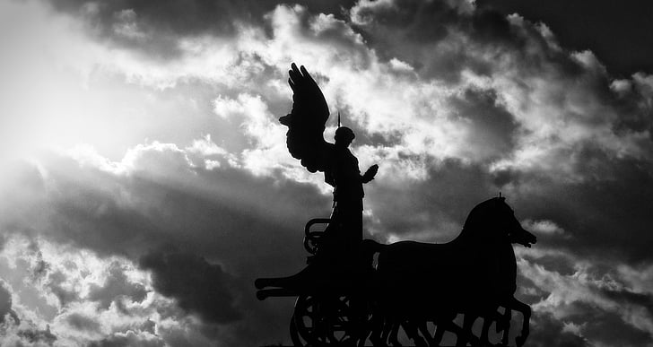 Roma, sol, carro, estàtua, silueta, blanc i negre, cel
