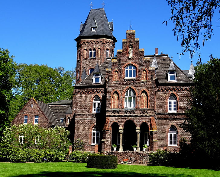 monheim am rhein, malbork castle, villa, spring, historically, architecture, house