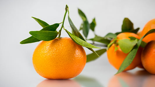 オレンジ, フルーツ, テーブル, 葉, 新鮮です, 柑橘類, 健康的です