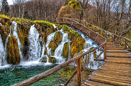 Plitvice, park narodowy, Wodospad, Natura, wody, piękno natury, drewno - materiał
