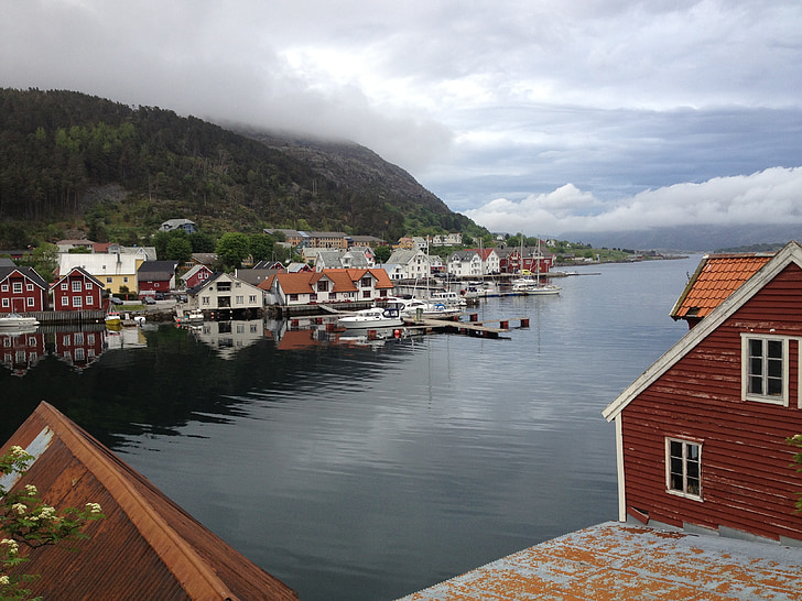 Kalvåg, Norvegija, pakrantės, valtys, pakrantė, fiordo