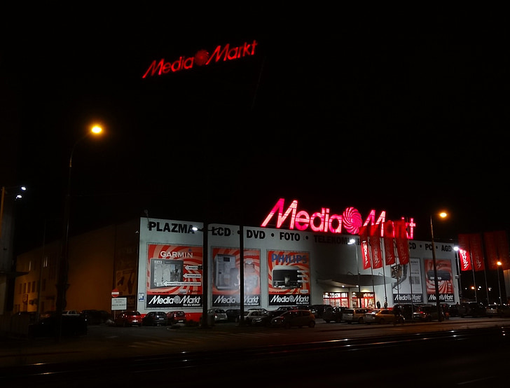 Media markt, Bydgoszcz, à noite, loja, eletrônica, loja, varejo