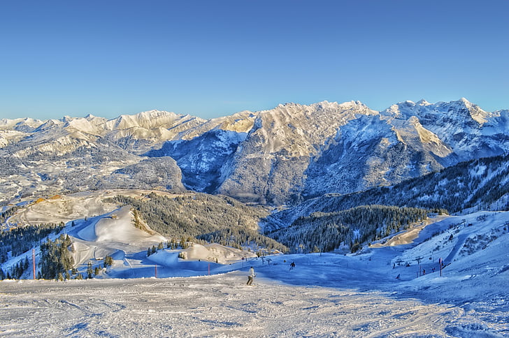 Francja, krajobraz, sceniczny, Ośrodek narciarski, narciarz, góry, Dolina