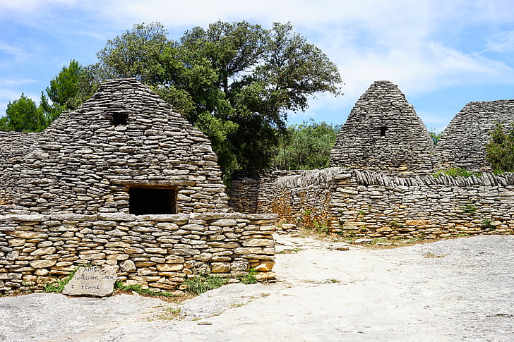 cabana de colmeia, Bories, posição de montagem, Village des bories, Museu ao ar livre, preservação histórica, Museu