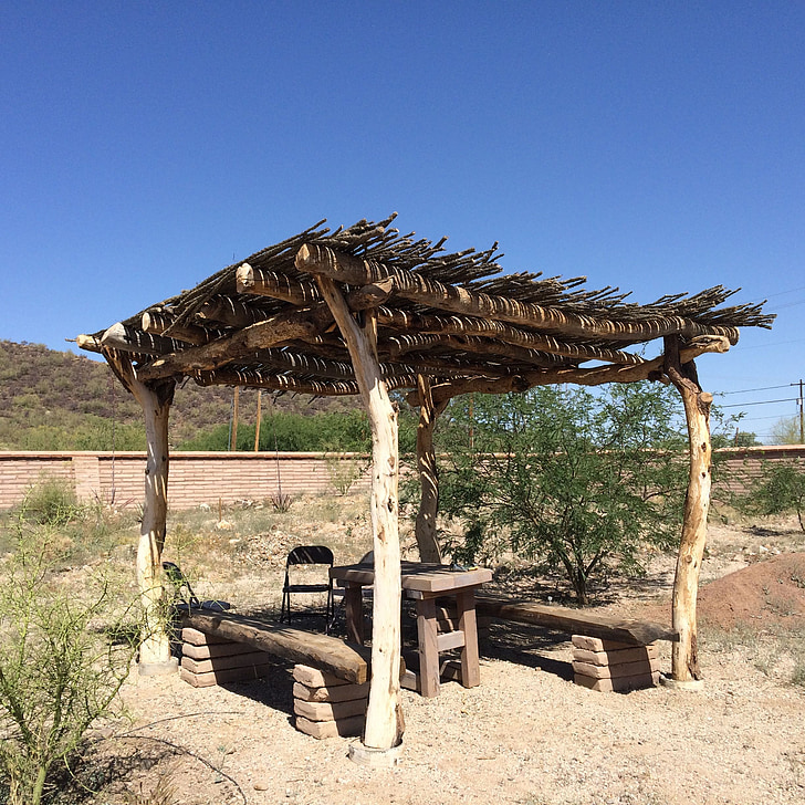 Ramada, warna, kering, gurun, ocotillo atap, kayu Mesquite, barat daya