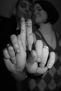 夫妇, 手指, 友谊, 手, 面孔, 拥抱, 两个