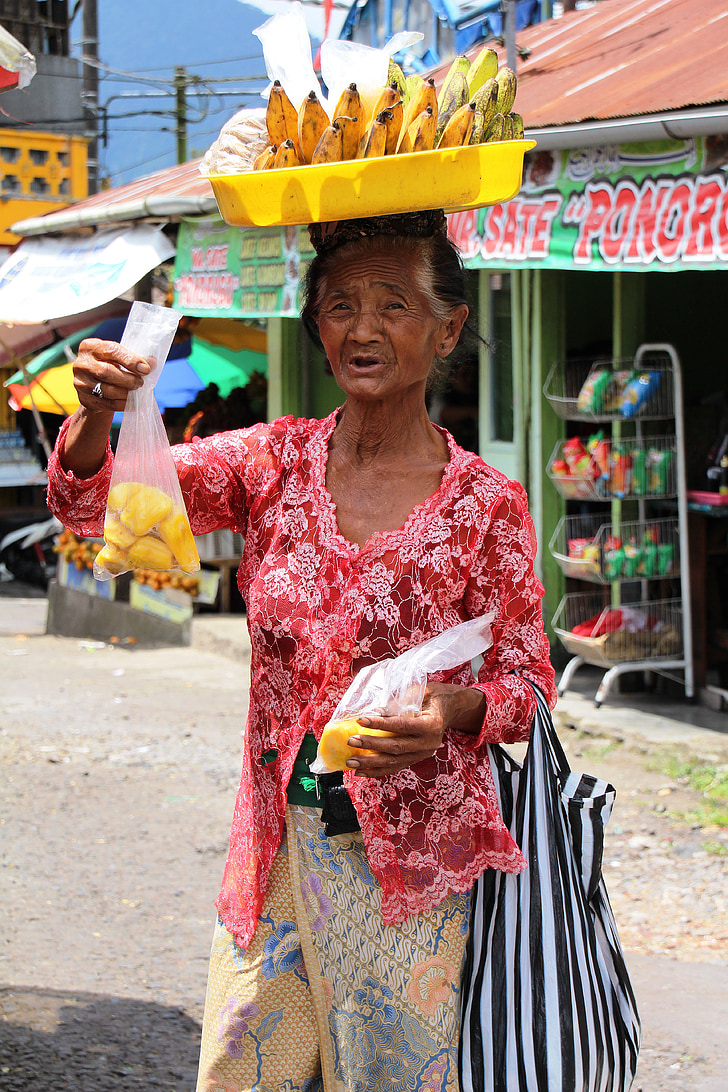 stående, Bali, gammel kvinne, Indonesisk, ansikt, tegn, gaten salg