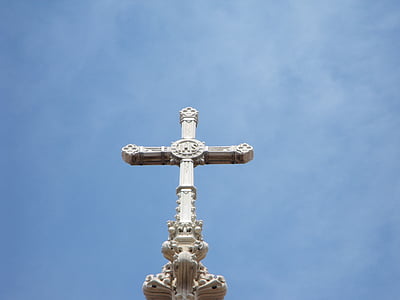 Creu, Catedral di napoli, façana