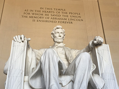 Memorialul Lincoln, Washington, DC, Preşedintele