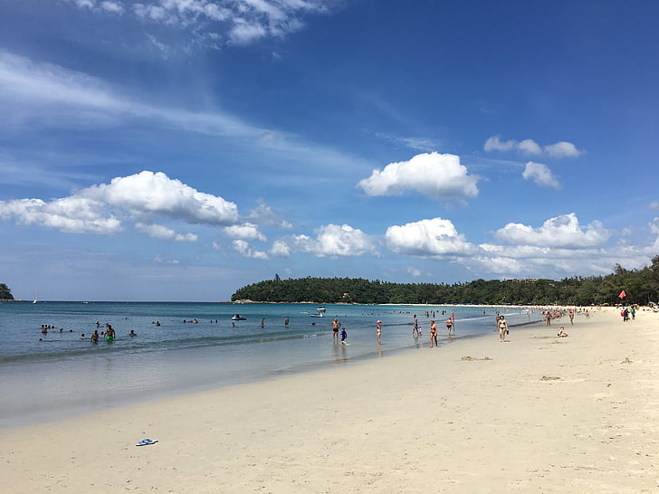 Phuket, stranden, blå himmel, hvite skyens