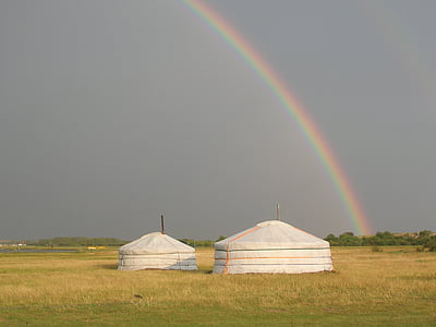 Mongolia, arco iris, tiendas de campaña