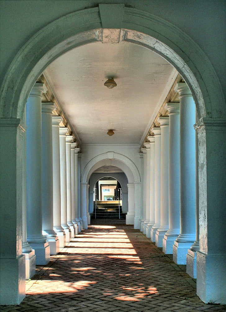 Colonnade, passerelle, passage couvert, point de vue, architecture, bâtiment, corridor