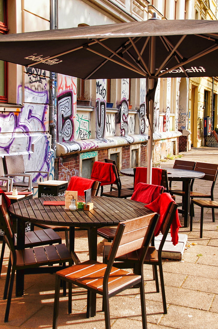 restaurant informal, carretera, taula, cadires, Parasol, paret de cases, Leipzig