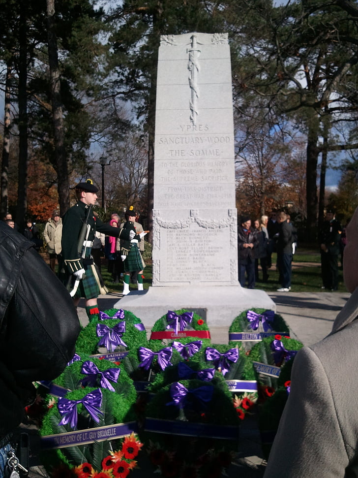 cenotaph, remembrance, memorial, monument, canadian, ontario, oakville