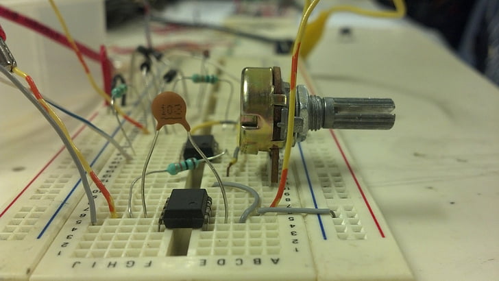 electronics, potentiometer, capacitor, breadboard, equipment, technology, industry