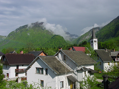 village, slovenia, houses, mountains, hill, city, house