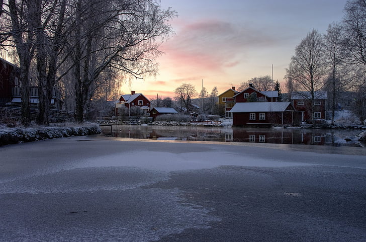 Sundborn, Falun, Svédország, vidéki város, téli, falu, hó