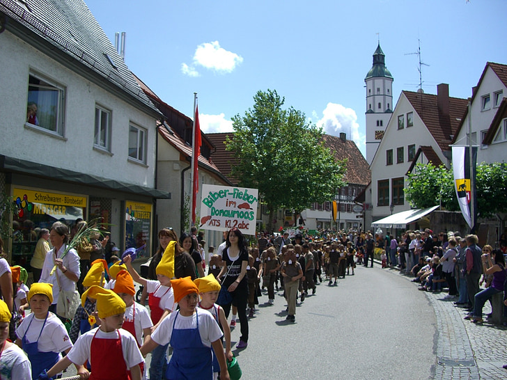 Kinderfest in Langenau, donaumoos, bewegen, Martin-Turm