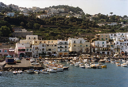 Capri, đảo, chuyến lưu diễn