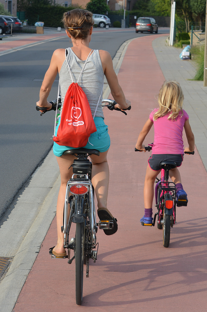 cyclistes, gens, sac à dos, conseils, mère et enfant, enfant, femme
