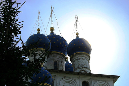 church, building, architecture, white walls, white towers, bright blue domes, onion domes