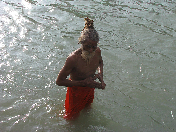 badkar, Ganga, Sadhu